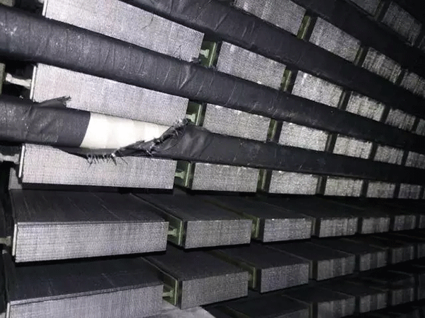 電暈對高壓電機的危害——西安泰富西瑪電機(西安西瑪電機集團股份有限公司)官方網站 電暈對高壓電機的危害——西安泰富西瑪電機(西安西瑪電機集團股份有限公司)官方網站