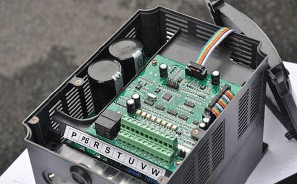 變頻器與西瑪電機的匹配問題。 變頻器與西瑪電機的匹配問題。